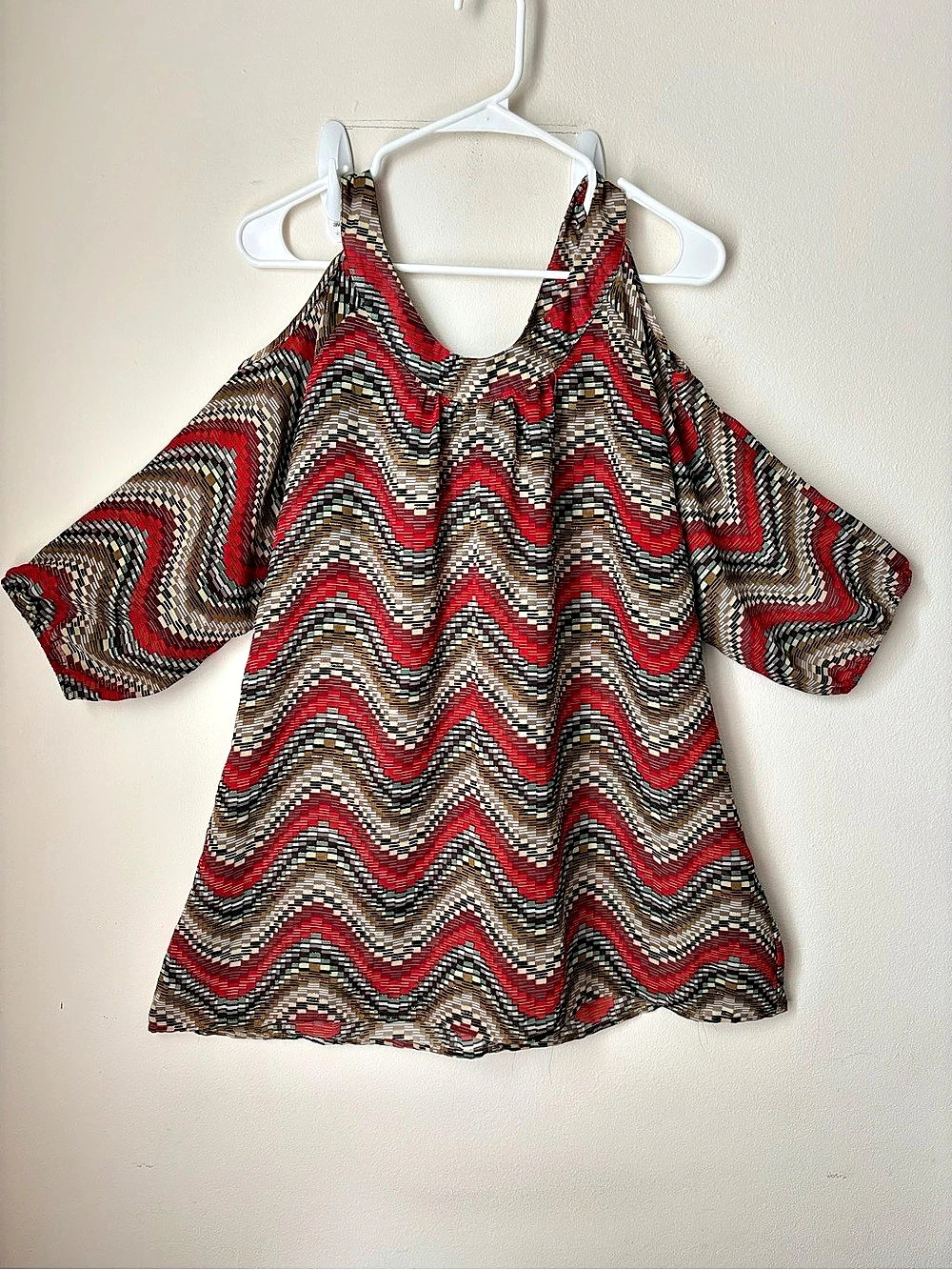 Vintage Y2K 2b Bebe Chevron Cold Shoulder Tunic Top M
